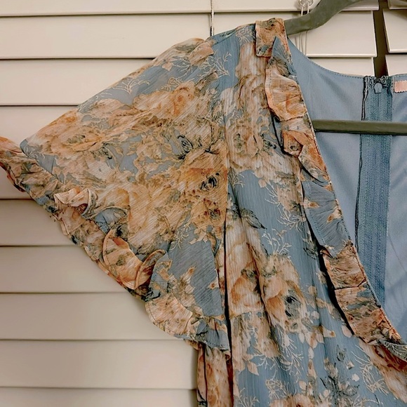 Floral Wrap Sundress - Picture 3 of 10